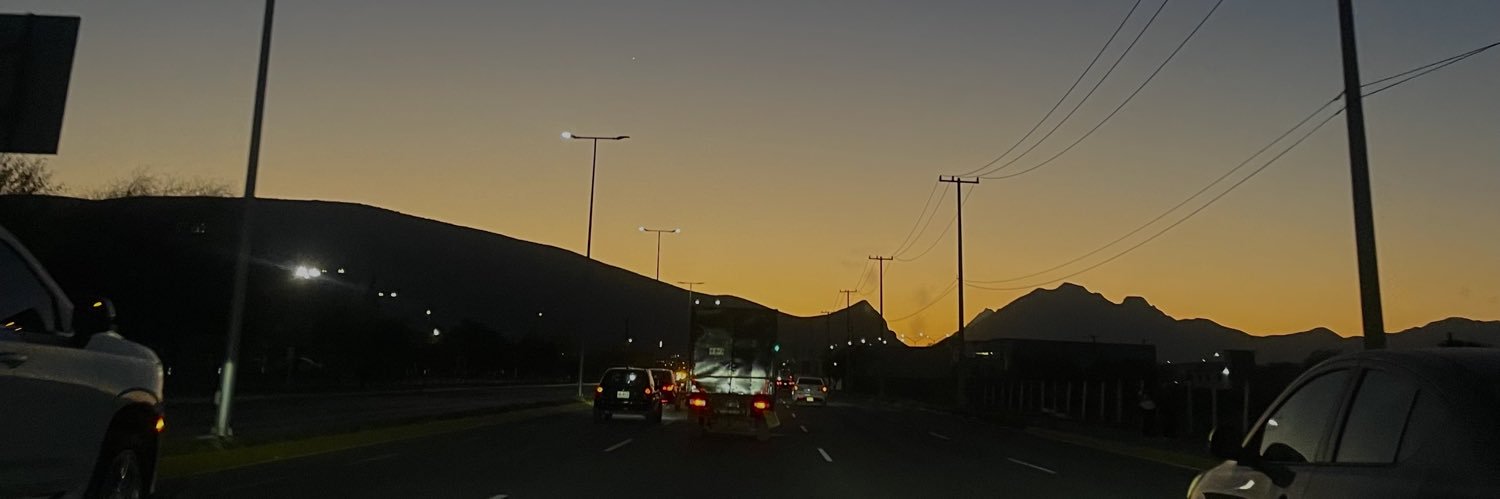 ValeryPineda's profile banner image