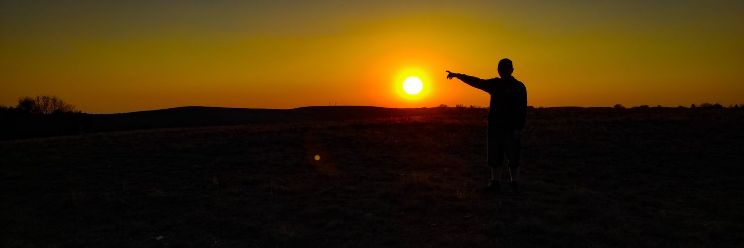 lucavanelk's profile banner image