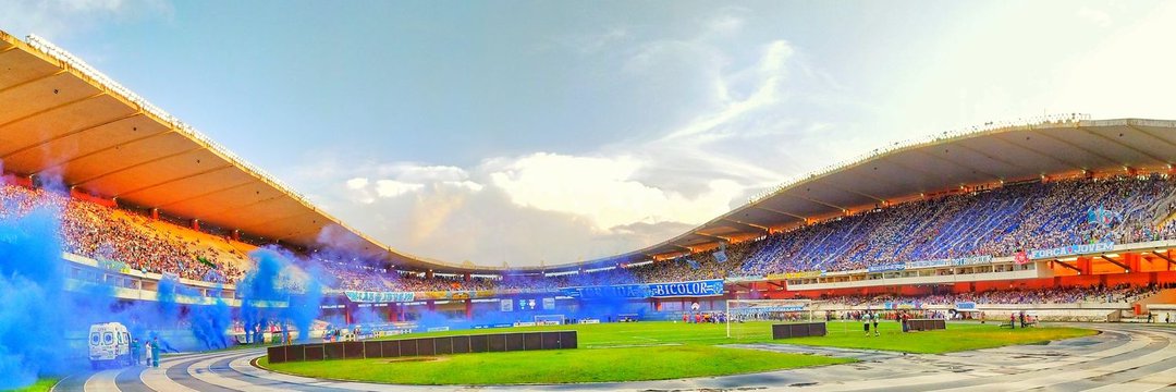kahsuely's profile banner image