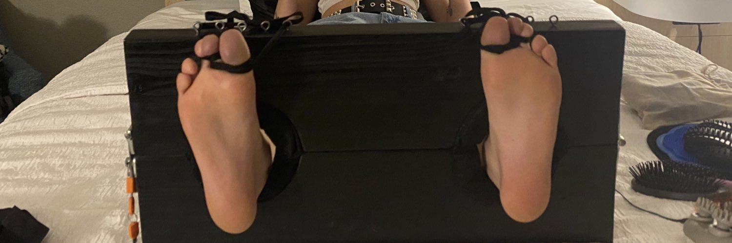 TheMagicTickler🎩😏🪶 banner