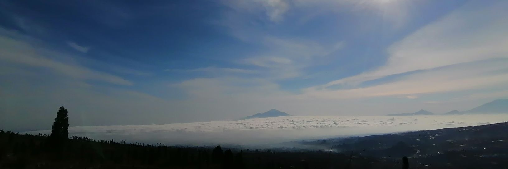 ilhamihsananda's profile banner image