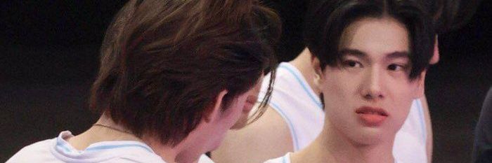 phuwinarvt's profile banner image