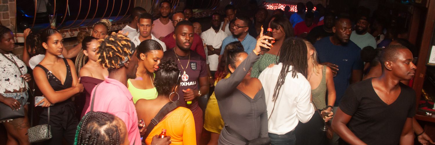 •Touchdown.. banner