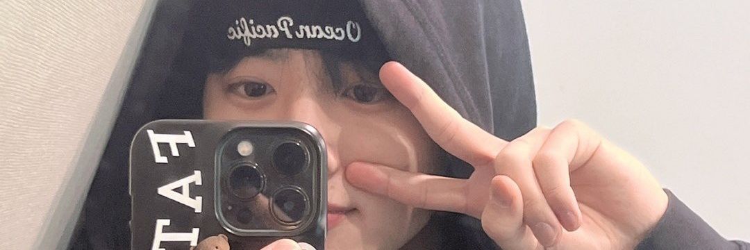 eunraise's profile banner image