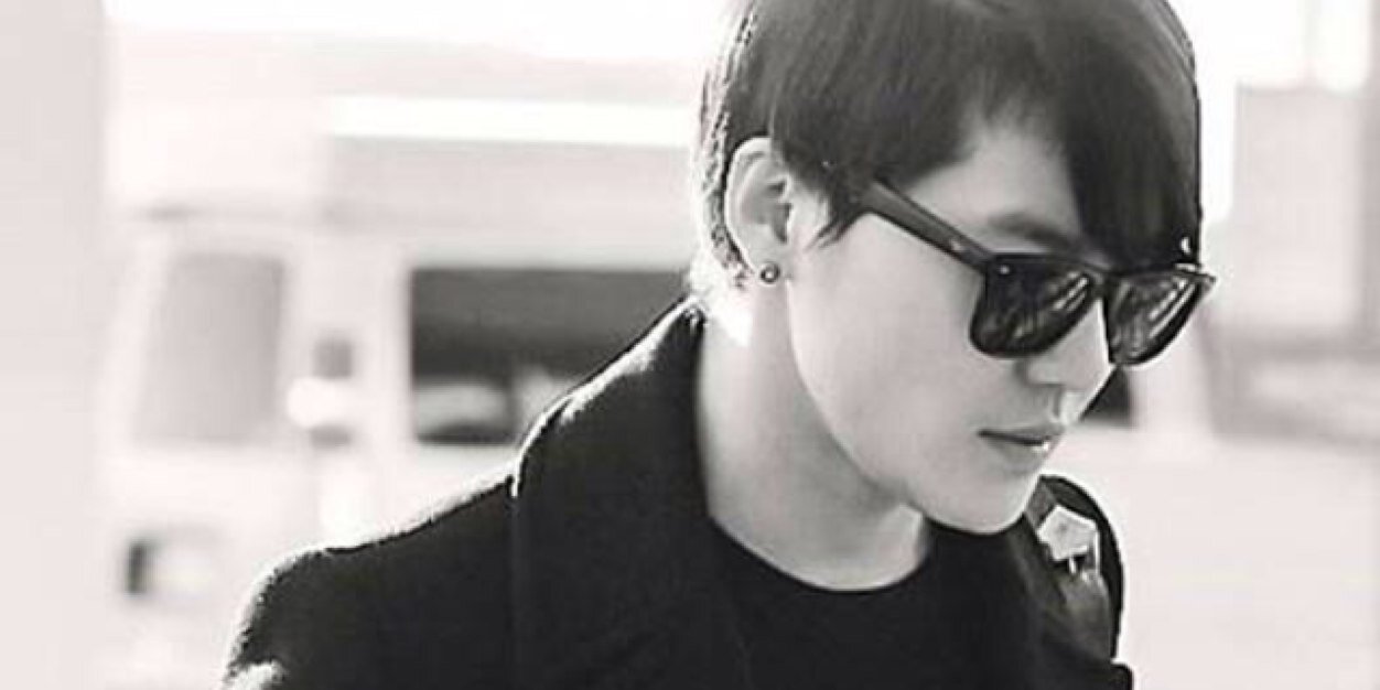 민 banner