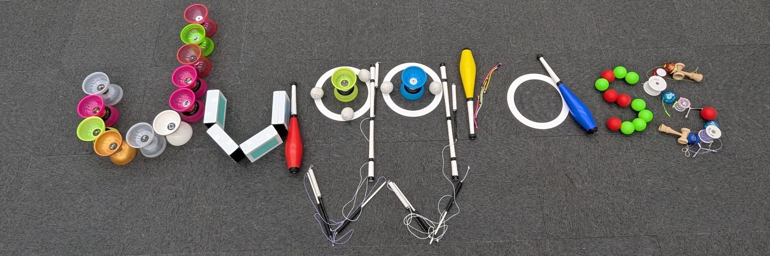 岐阜大学ジャグリングサークルJuggrass banner