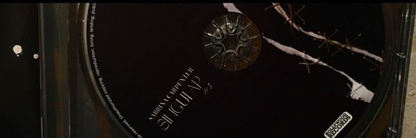 bIuezoya Profile Banner