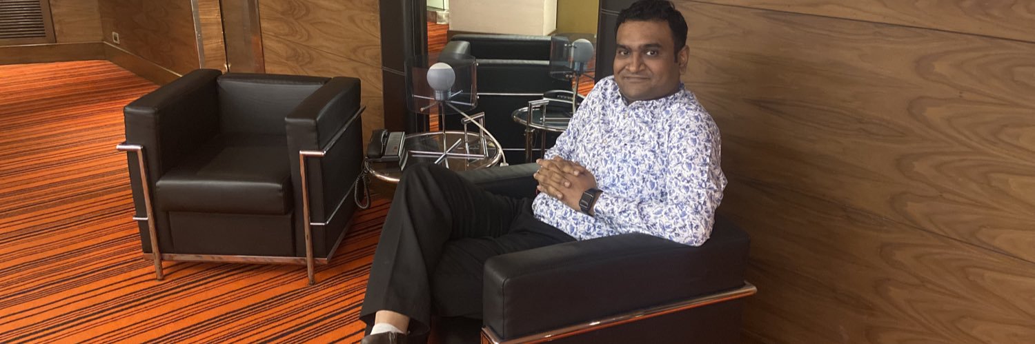 parikhhiren's profile banner image
