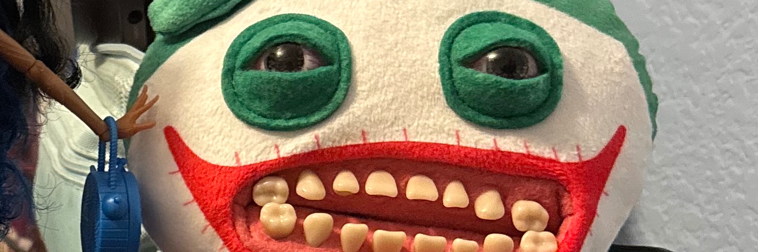 momo🃏 banner