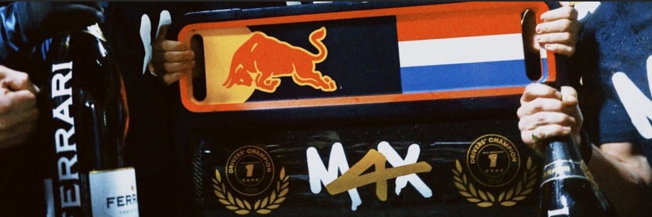 adoremaxv's profile banner image