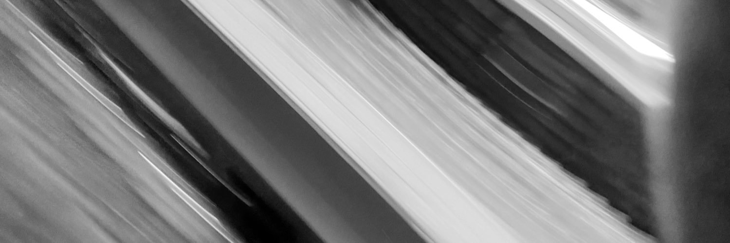 :3 banner