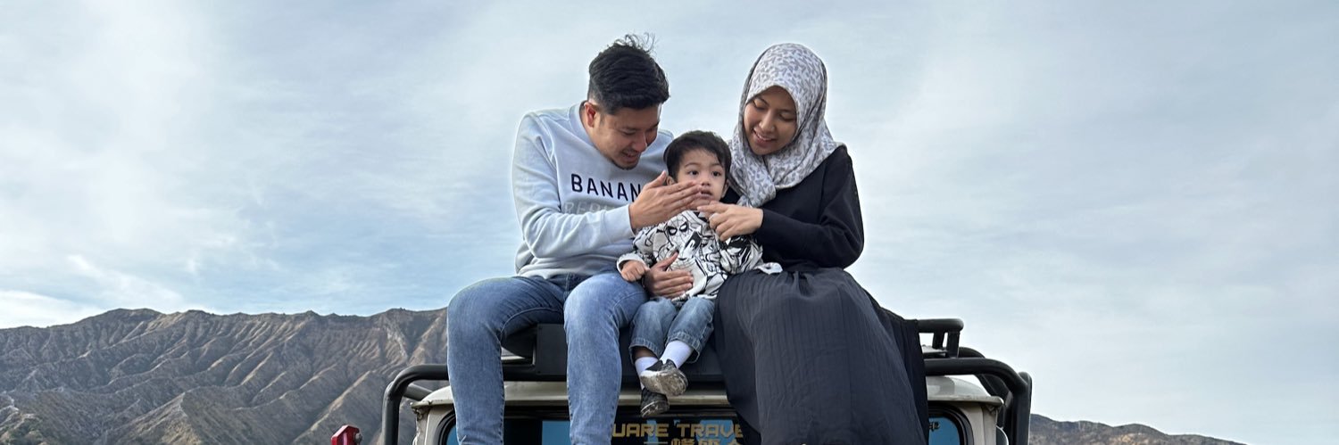 hazimezuddin's profile banner image