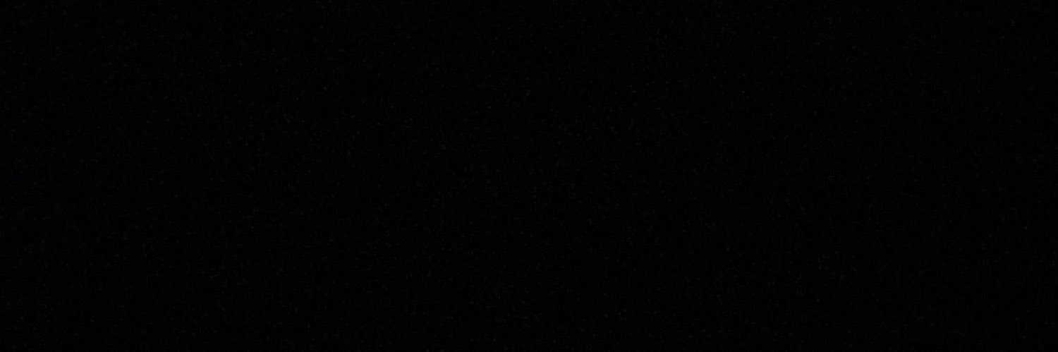 Twitter banner for @xetyz