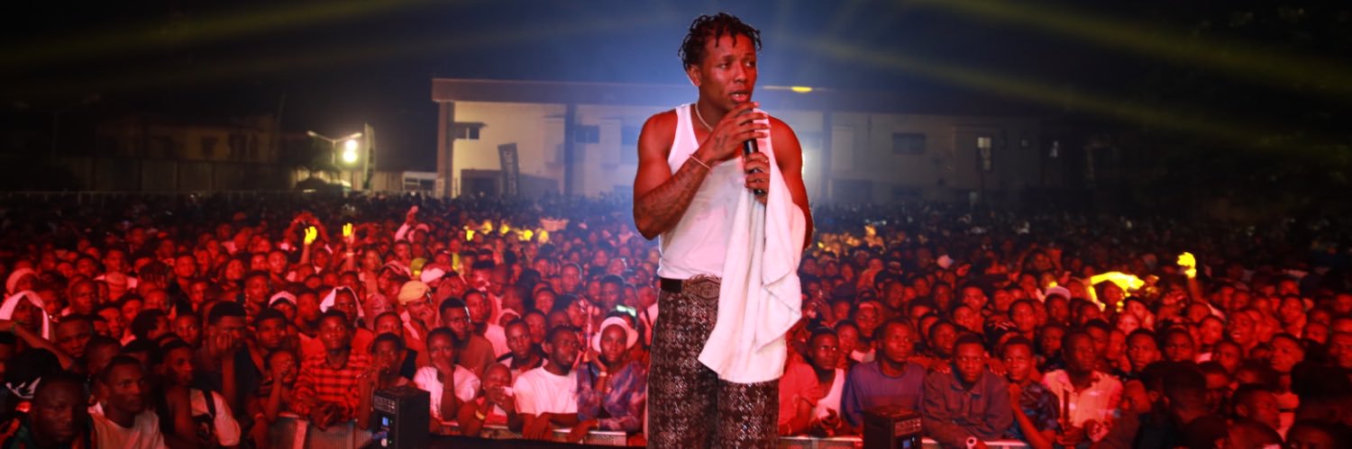 small DOCTOR's banner