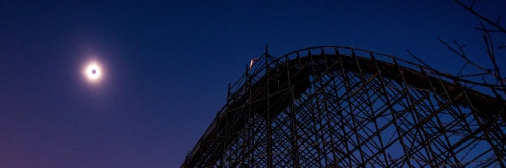 Roxy10th's profile banner image