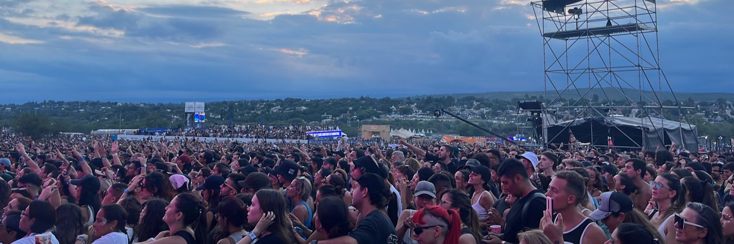 riverapaulis's profile banner image
