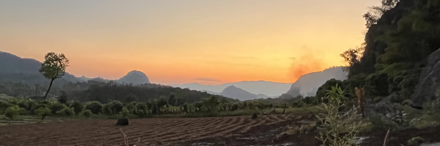 Sutharee Wannasiri banner