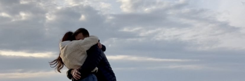 LaauraBds's profile banner image