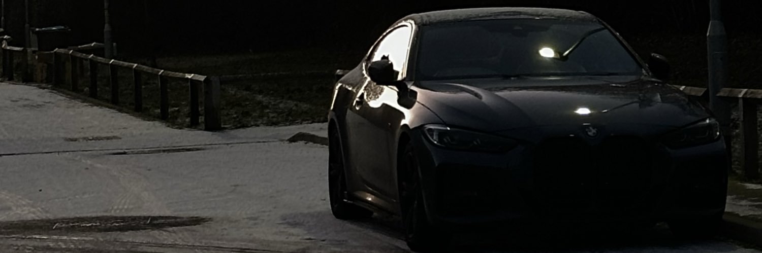 yesc0mment's profile banner image