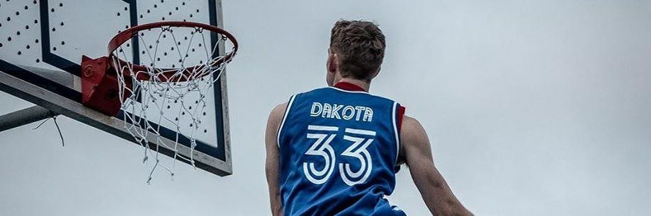 dakota_e_'s profile banner image