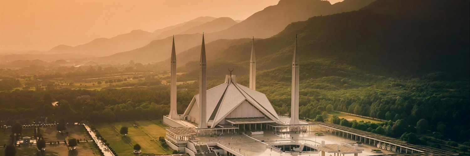 iemnadeem's profile banner image