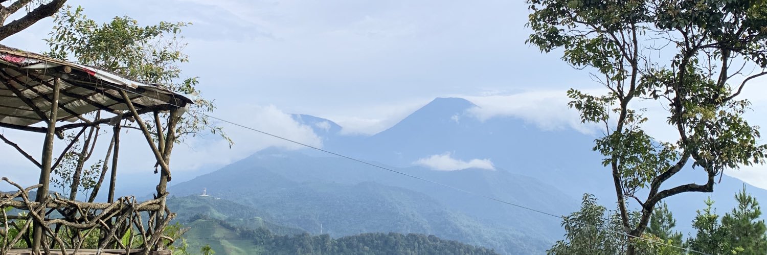 iwangg's profile banner image