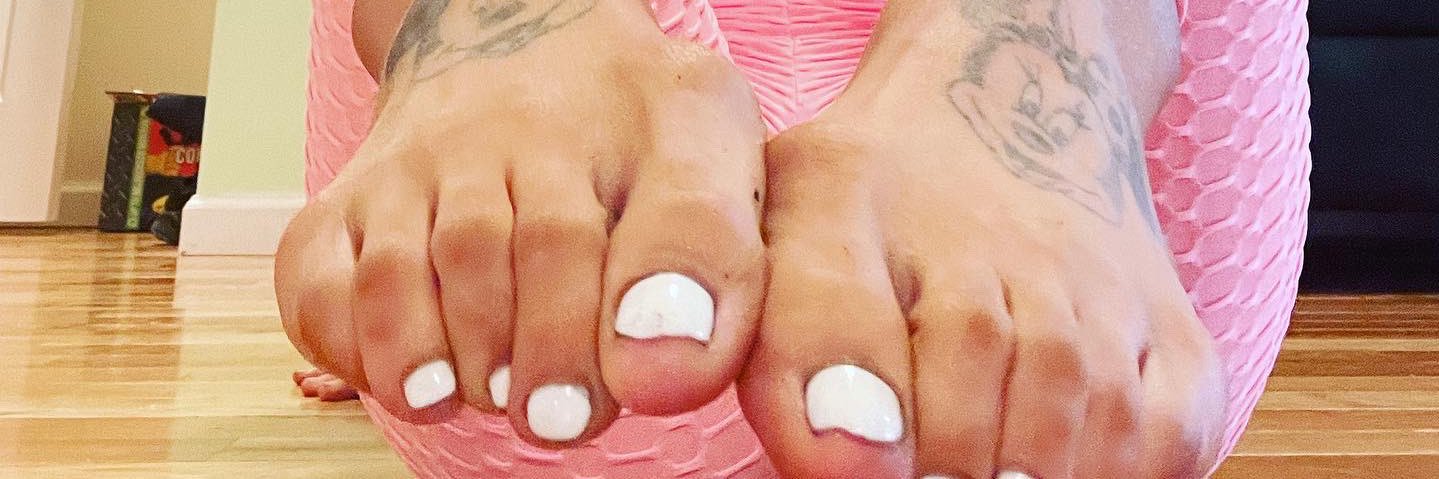 StrawberryRed banner