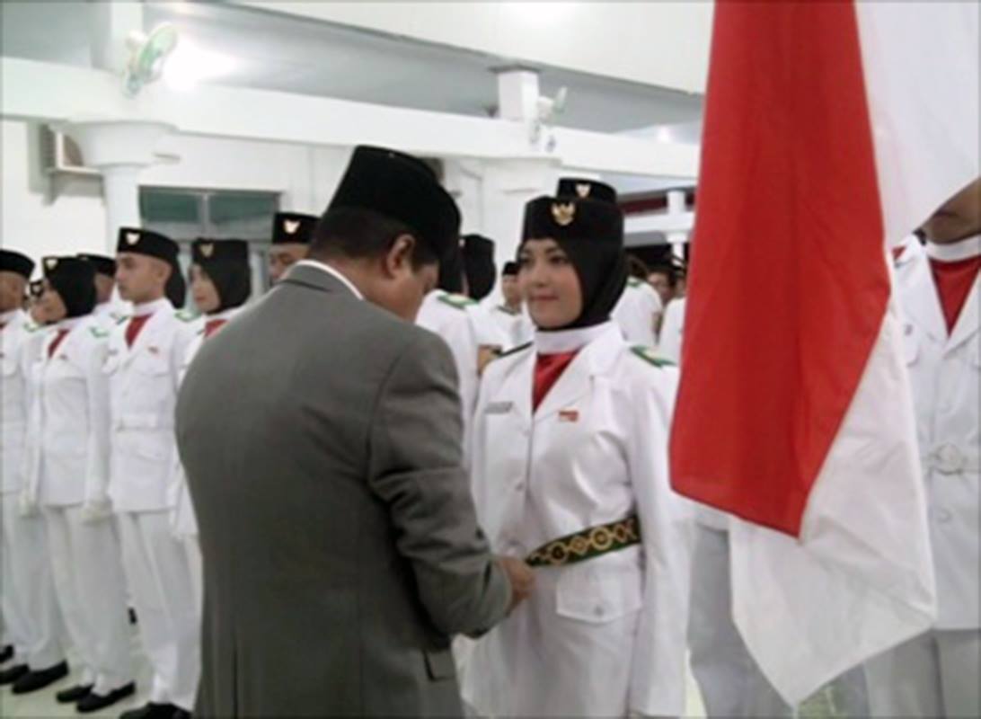 Elisa_Apandi's profile banner image
