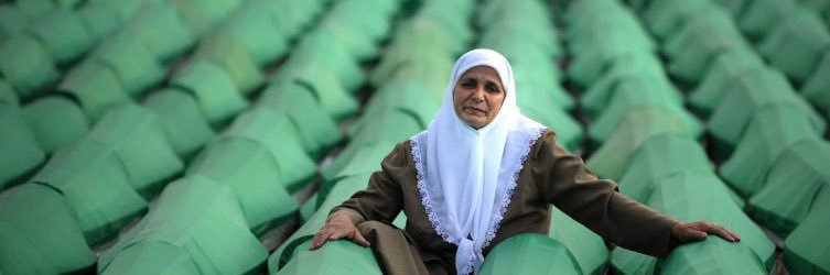 Majke Srebrenice's banner