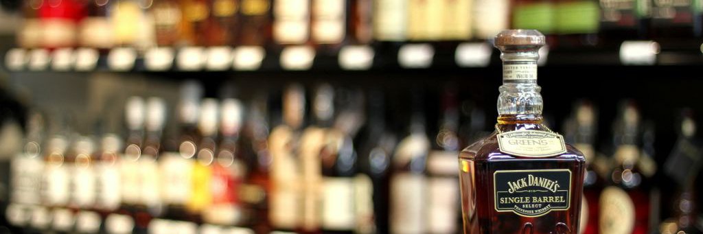 Green's Wine/Spirits banner