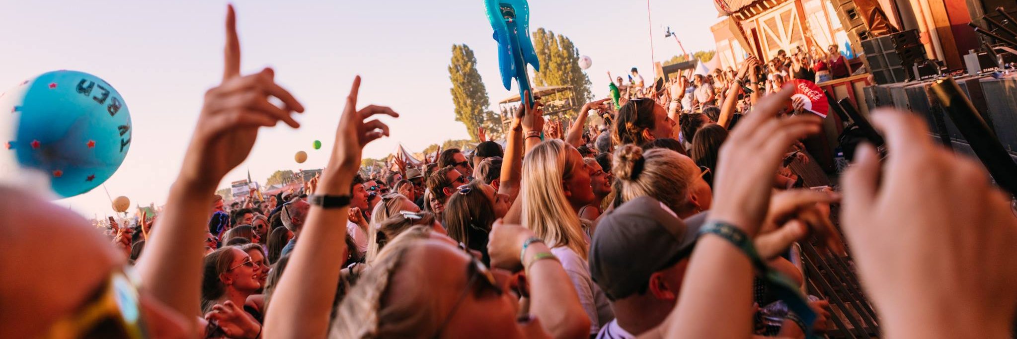 KellyvTilborg's profile banner image