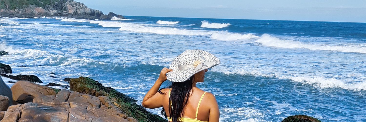 ElisaIsnardo's profile banner image