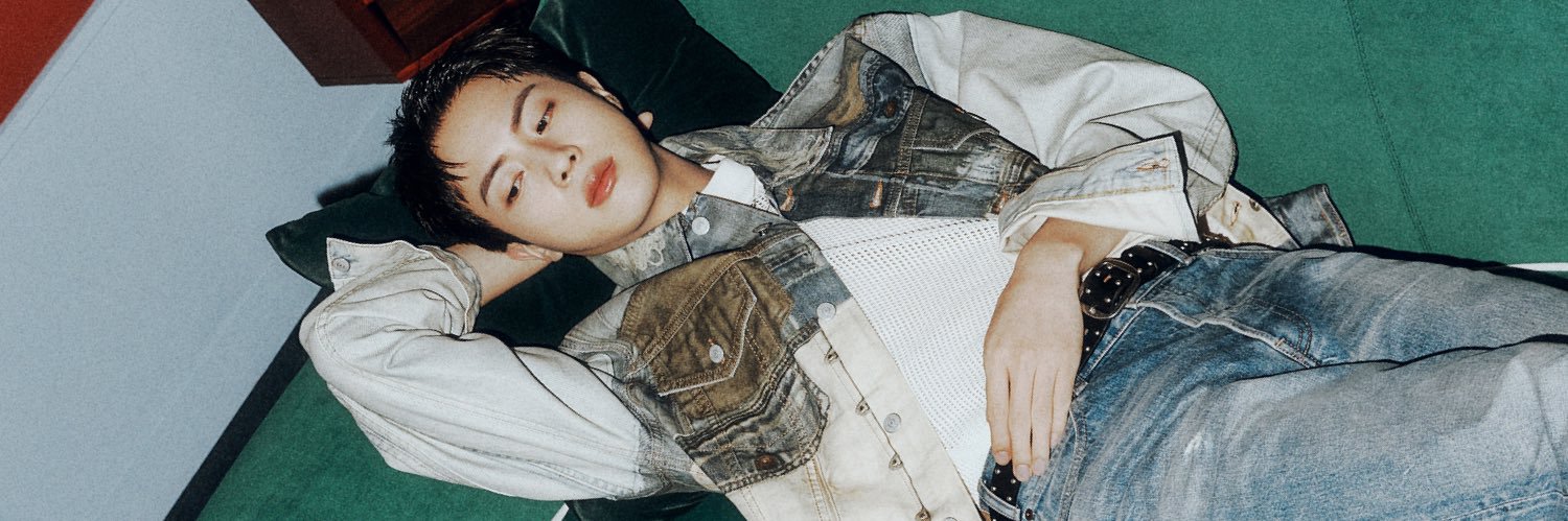 kimsthot's profile banner image