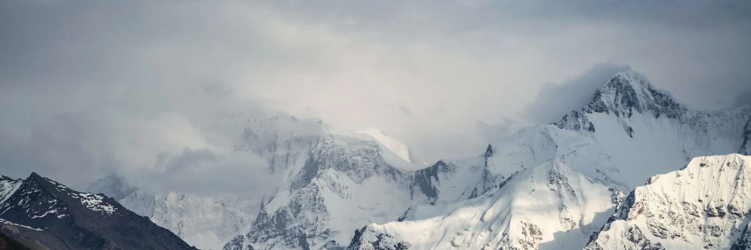 defoemark's profile banner image