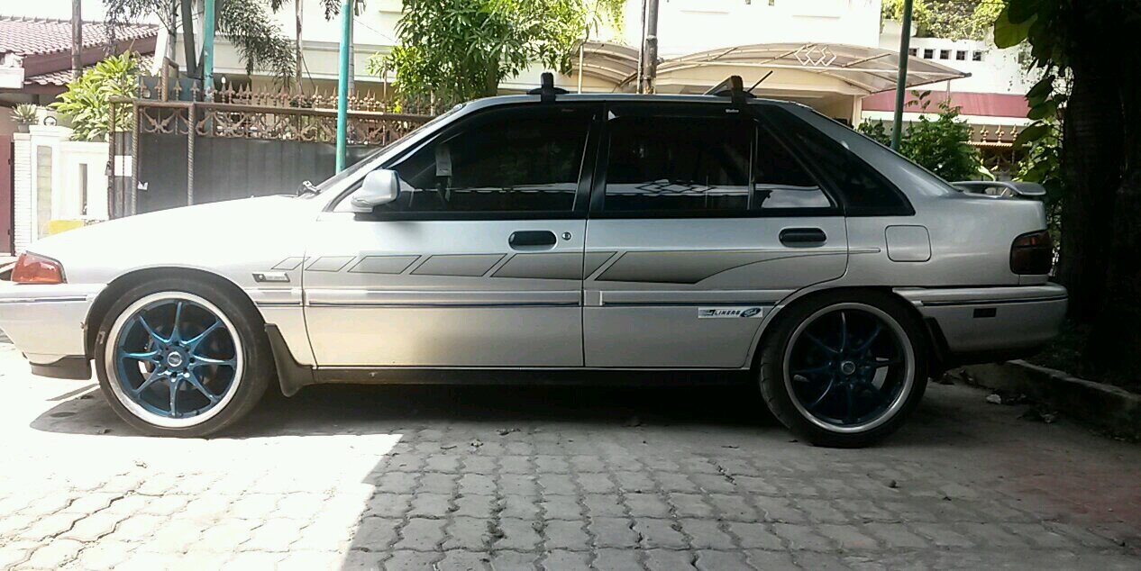 vanfahmie's profile banner image