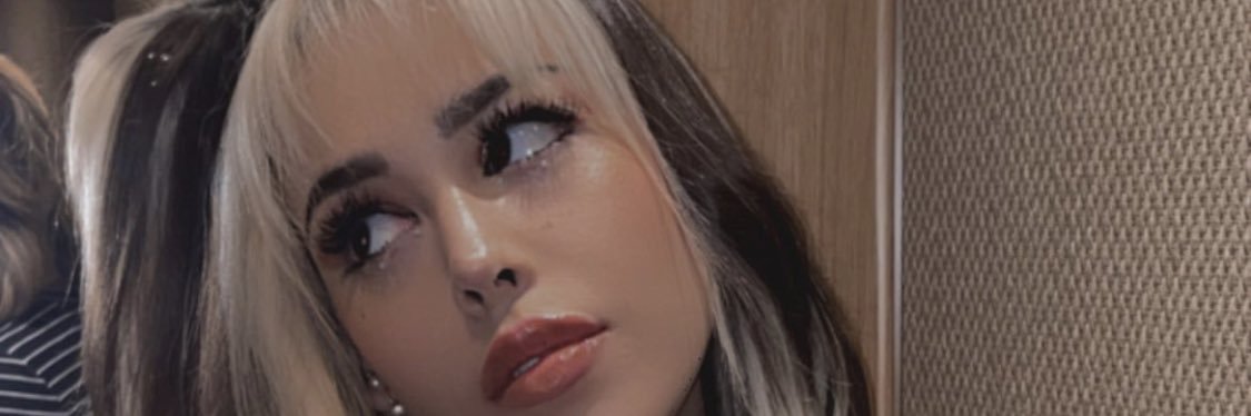 glitterxdanna's profile banner image