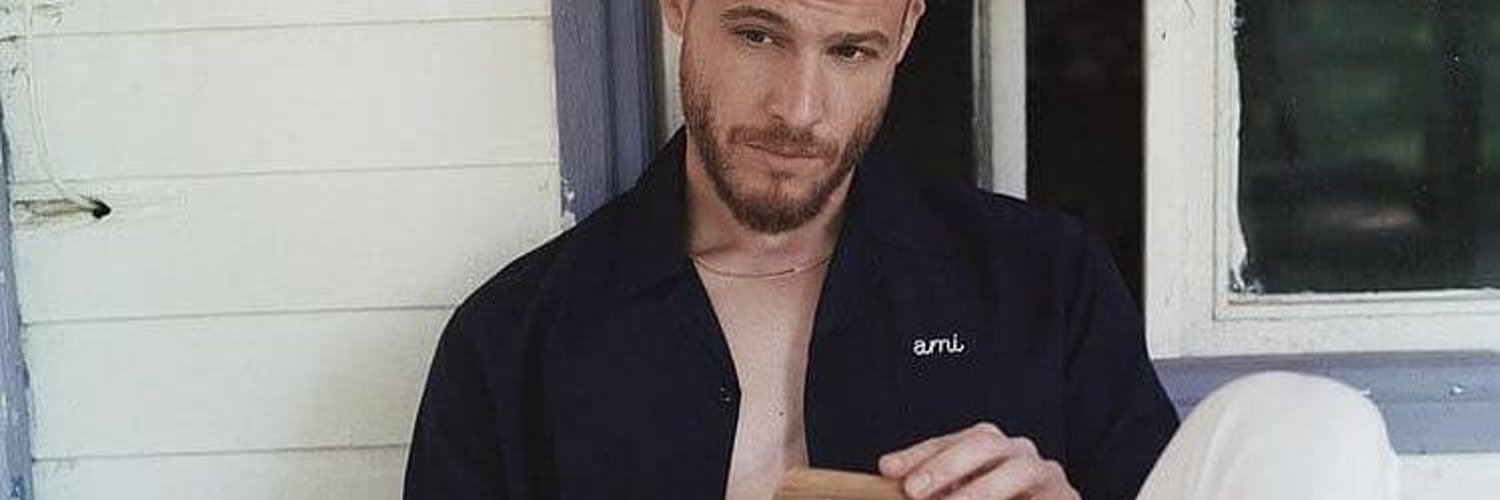 Kerem Bürsin Italy // Fan Account Profile Banner