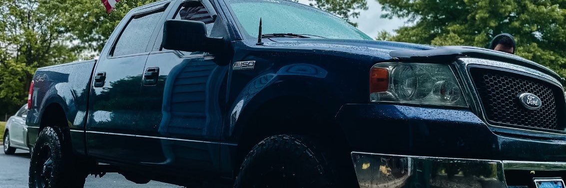 Iceysis Lewis banner