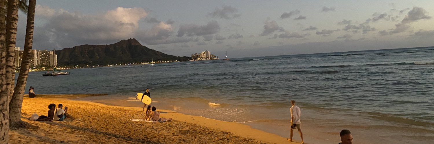 miy14's profile banner image