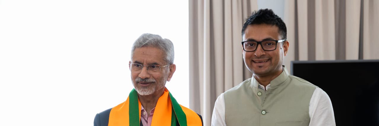 Sunil Singh banner