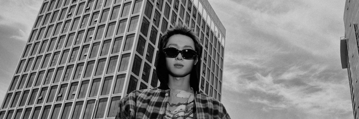 noturlis's profile banner image