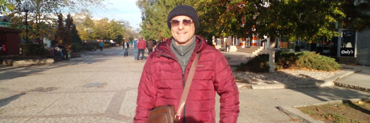 Cesardelsolo's profile banner image