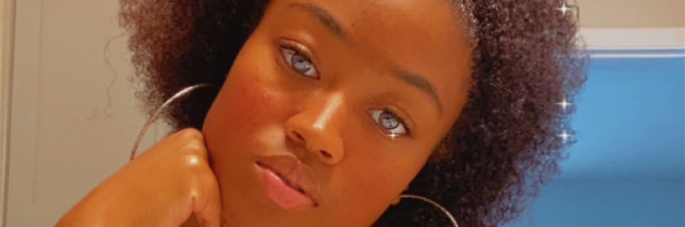 QueeeennArii's profile banner image