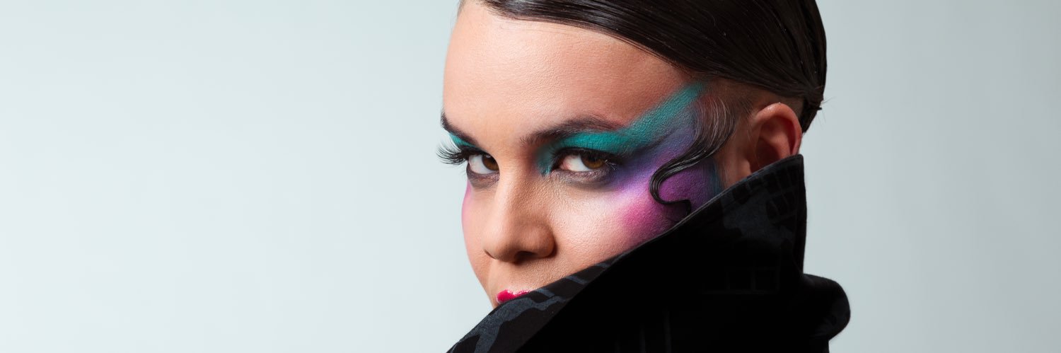 Ella De Vuono banner