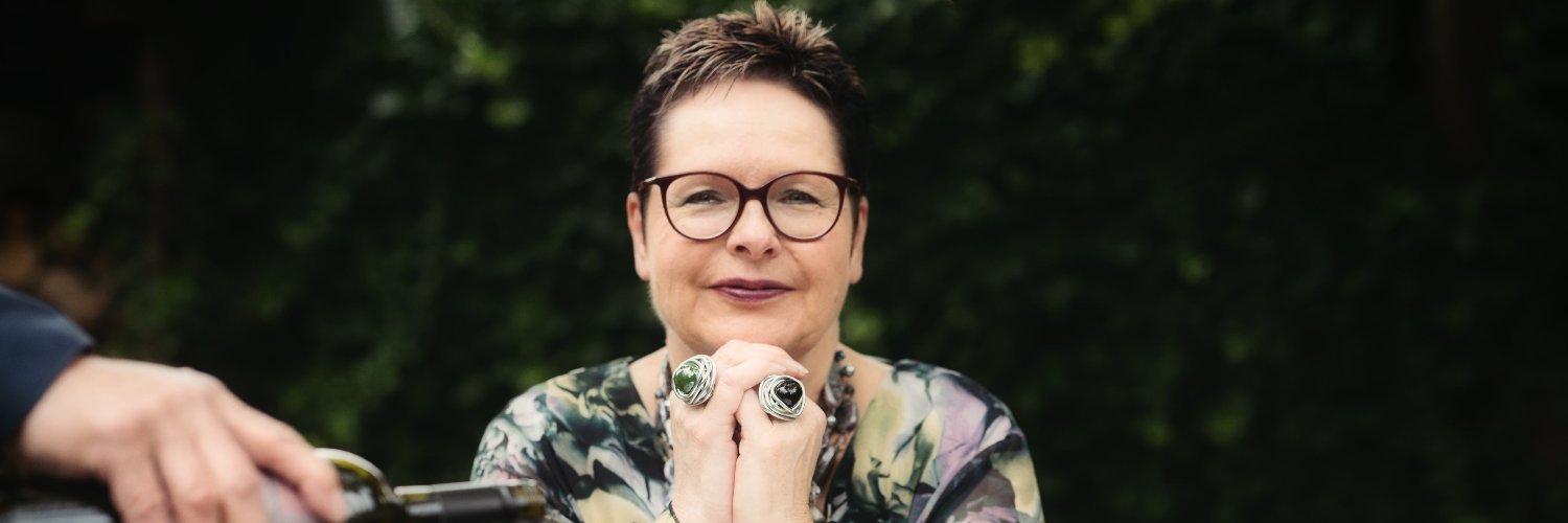 Astrid Schreuders 🍷🍽 banner