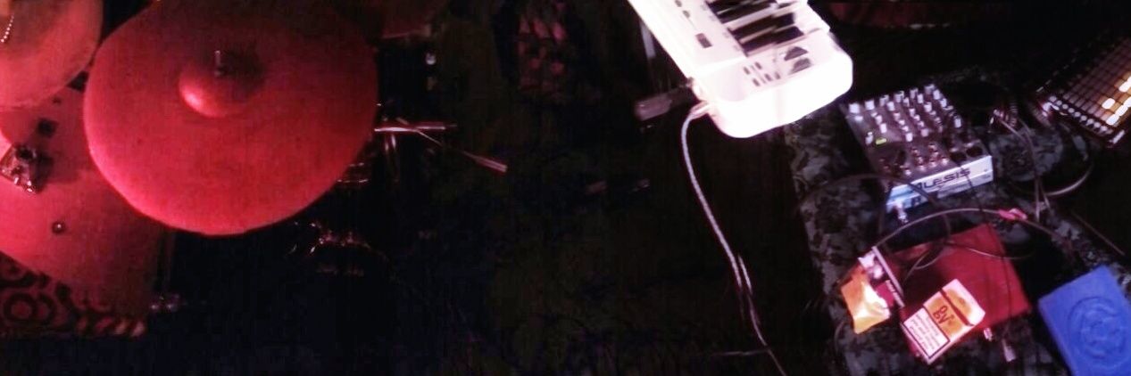 Kinatural's profile banner image