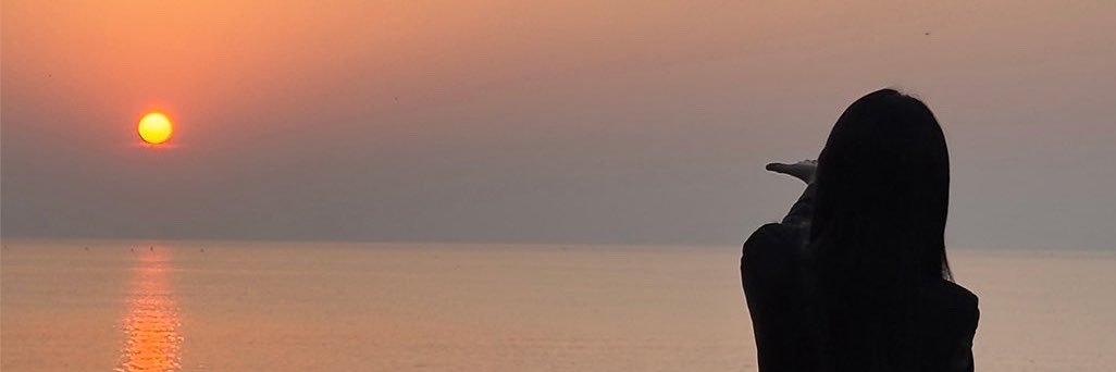 reass_3's profile banner image