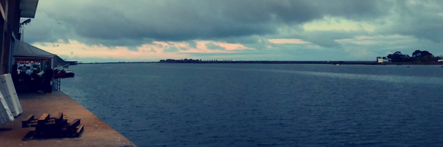 Israel Vázquez banner