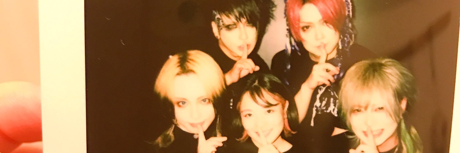 SIDIV_ayu's profile banner image