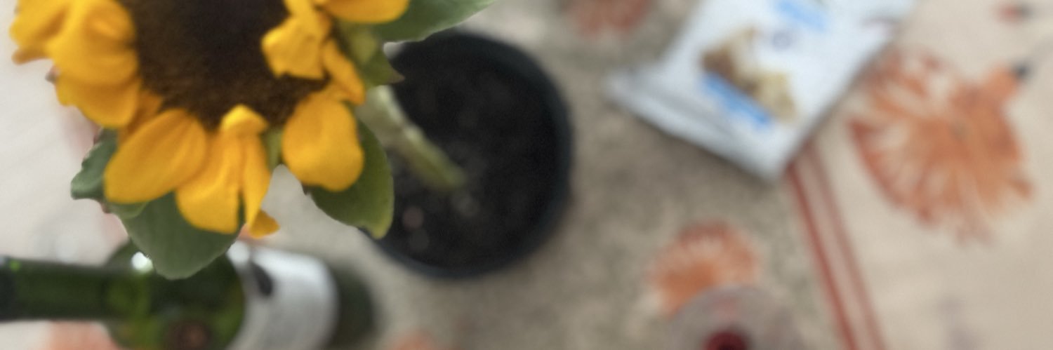 longediss's profile banner image